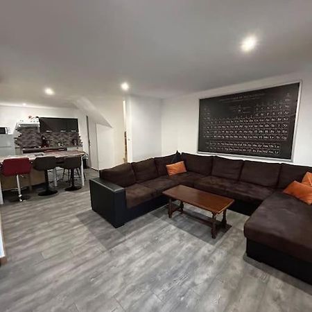 Appart Pro & Famille Verdun-sur-Meuse Esterno foto